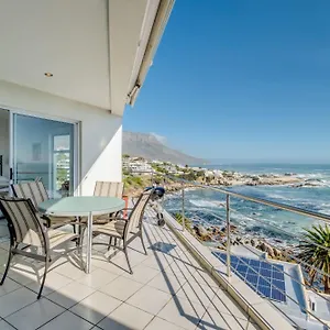 https://camps-bay-terrace-penthouse-cape-town.hotels-capetown.com